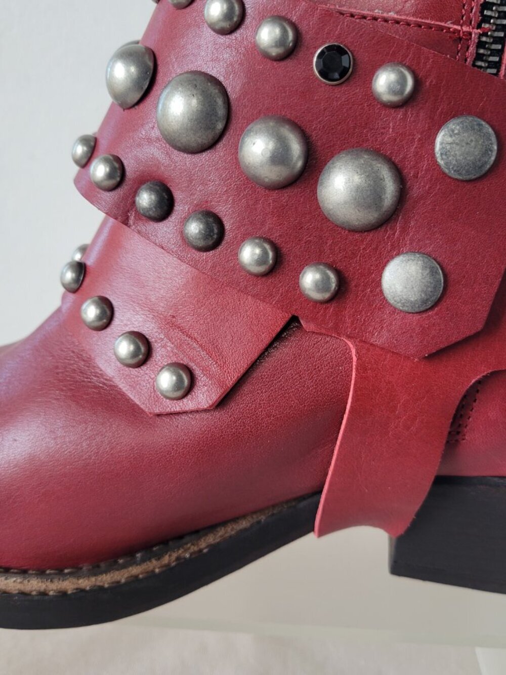 Free People We The Free Axel Studded Harness Leather Boots Red Size 9 NWOB - Picture 14 of 15
